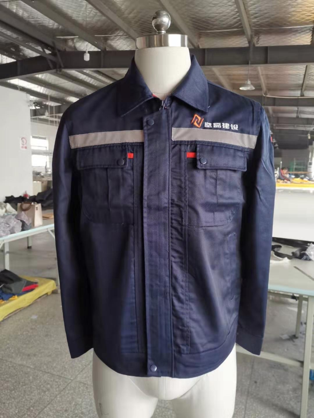广州坚磊建设工作服